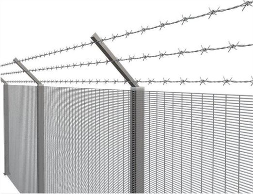 4.5mm Prision Concertina Razor Wire Fence PVC مغلفة بسلك شبكي مضاد للحمض