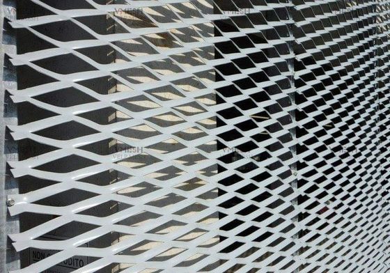 صفائح شبكية معدنية ممددة من الألومنيوم PVDF لتزيين المباني