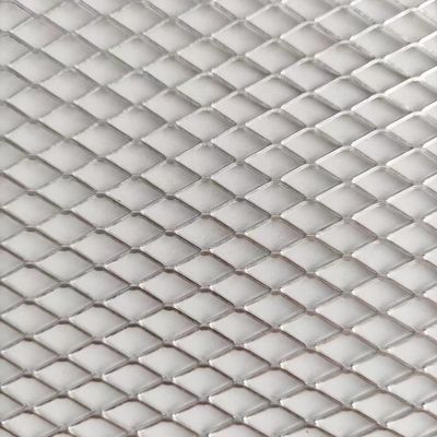 شبكة معدنية ممددة من الألومنيوم المطلية بالمسحوق 1.2 × 2.4 متر