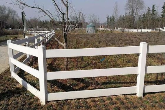 بيضاء PVC مزرعة بلاستيكي حصان السياج الارتفاع 1.5m 1.8m