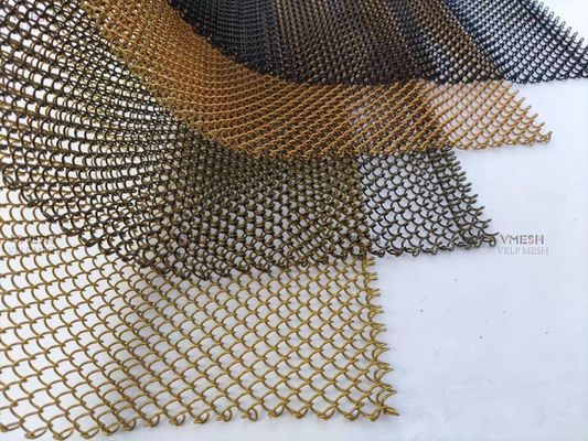 شبكة أسلاك معمارية مجعدة من الفولاذ المقاوم للصدأ بفتحة 12 × 12 مم