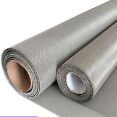 لفة شبكة سلكية من الفولاذ المقاوم للصدأ ذات نسيج عالي الكثافة 300 500 شبكة