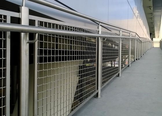 30٪ -60٪ شبكة معدنية معمارية مفتوحة 0.5mm-4.0mm درابزين شبكي سلكي